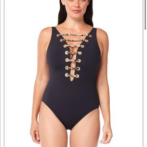 Bleu by Rod Beattie plunge 1 piece SZ 8